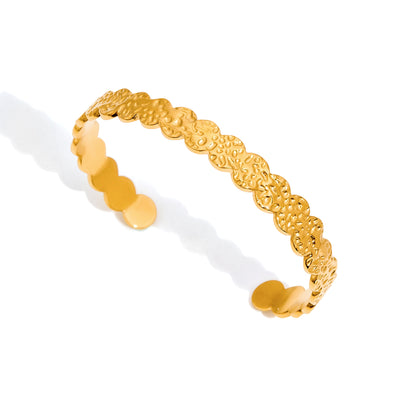 TRENDY ROUND CHARM BRACELETS