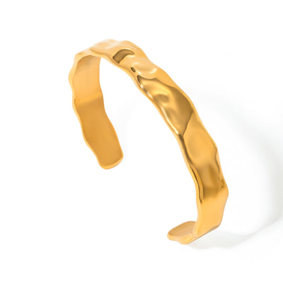 TRENDY BANGLES