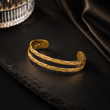 Load image into Gallery viewer, TRENDY ROUND CHARM BRACELETS