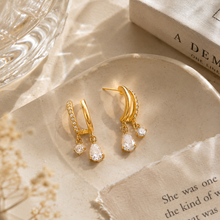 Load image into Gallery viewer, TRENDY ANIMAL DROP EARRINGS