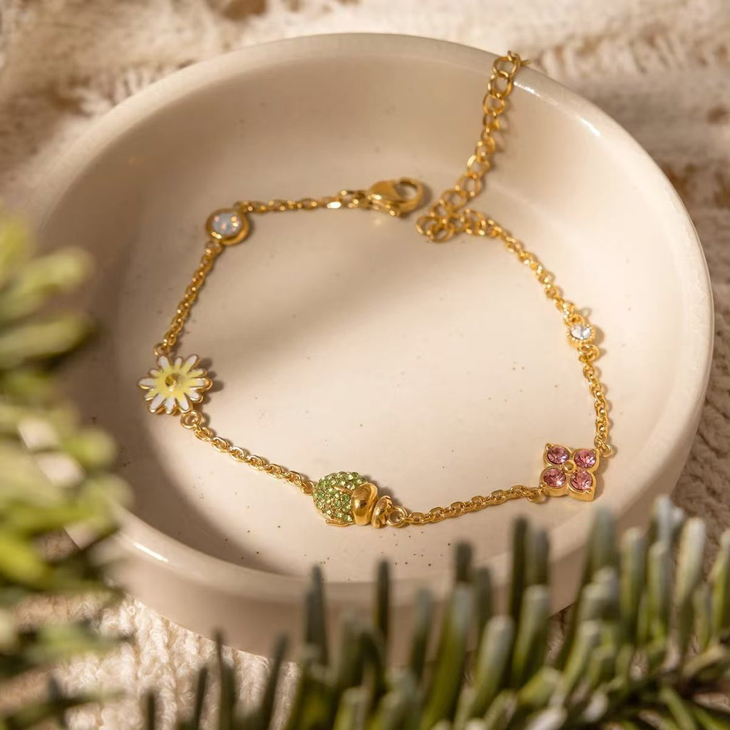 TRENDY FLOWER BRACELET